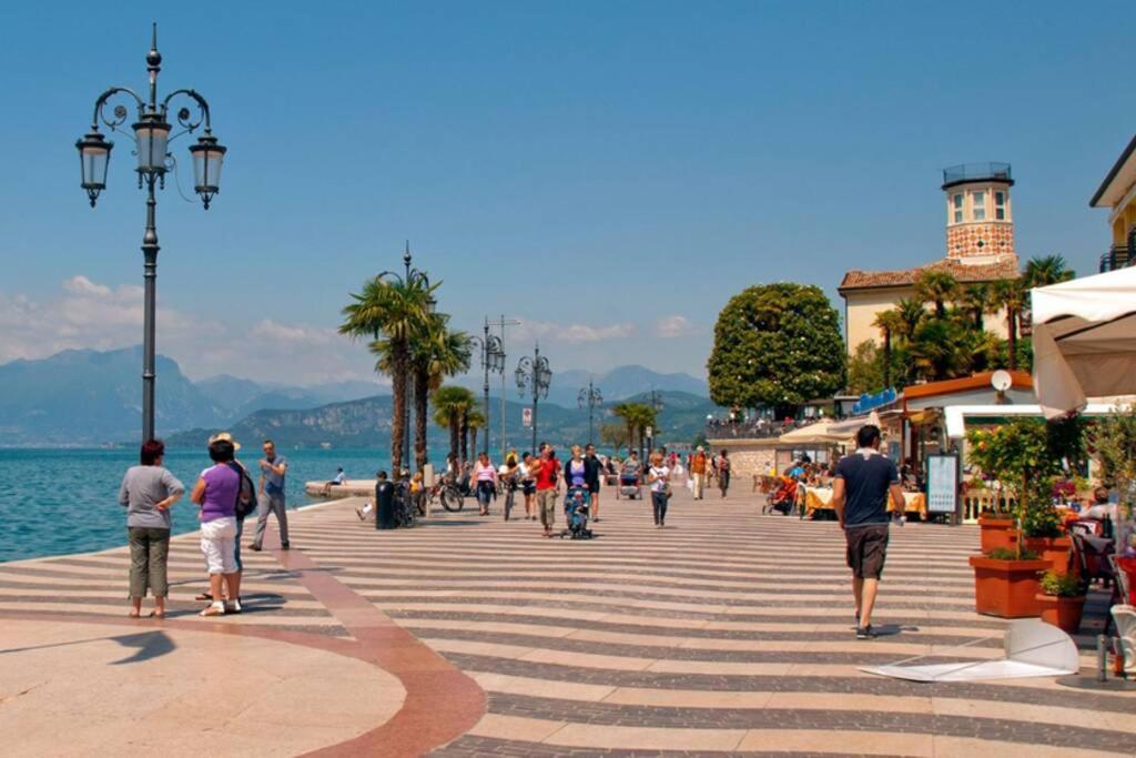 Il Quadrifoglio - Appartamento Nel Cuore Di Lazise Buitenkant foto